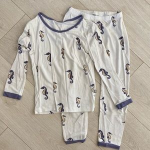 Kyte Baby Toddler Pjs (set of 4 - size 5T)